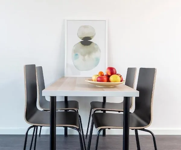 New Modern Loft View Walk Centre 20d