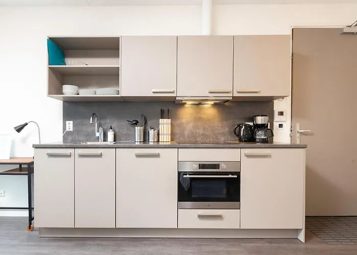 New Modern Loft View Walk Centre 20d